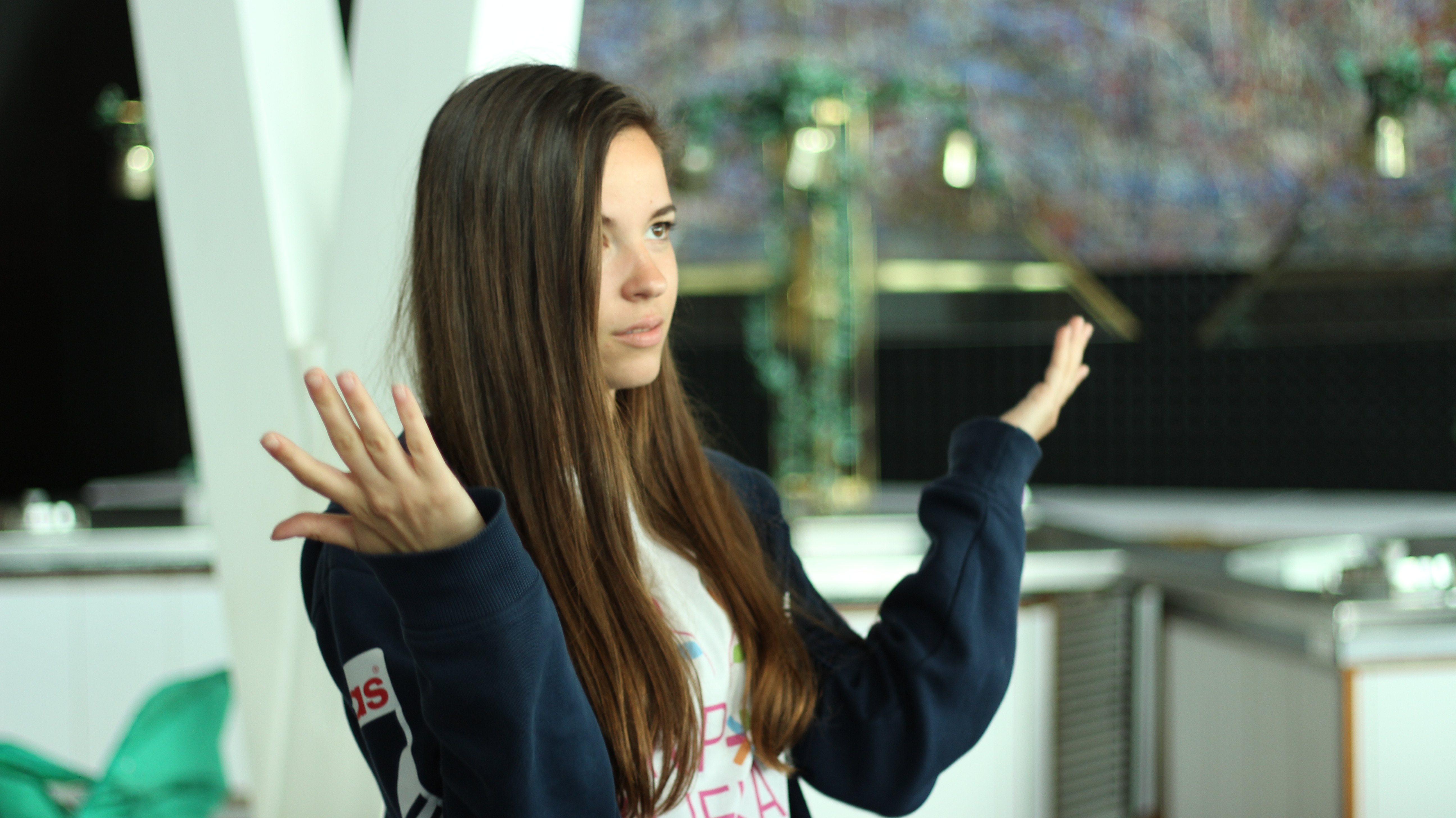 Studenti i volonteri učili znakovni jezik radi snimanja videa za gluhonijeme - Slika 2
